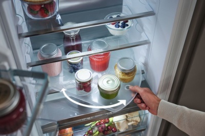 Встраиваемый холодильник с морозильной камерой Miele KFN7795C NoFrost